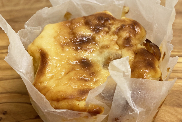 リカちゃんキャッスル アップルガーデン 特製バスクチーズケーキが博多マルイに登場
