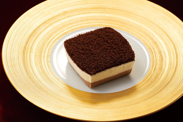 ファミマから新感覚チーズケーキ2種ショコラチーズケーキ」と「プリン!?なチーズケーキ」発売へ