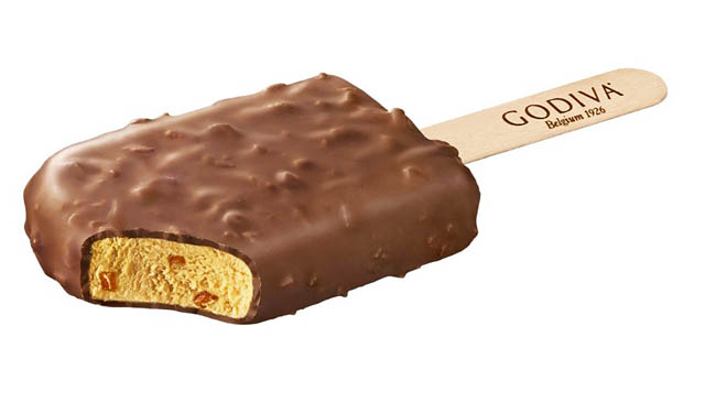 「ゴディバ チョコレートアイスバーミルクチョコレート キャラメルアップル」全国のローソンで数量限定登場