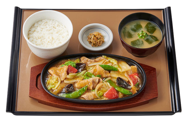 やよい軒、彩り豊かな野菜が摂れるアツアツとろ～りあんかけ「中華風五目うま煮定食」発売へ