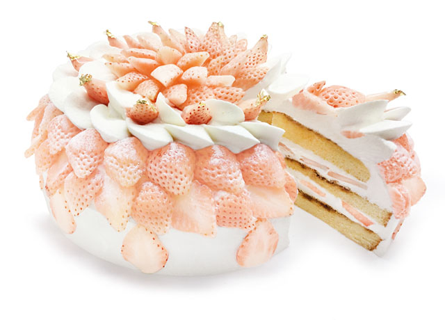 カフェコムサ、2月のショートケーキの日は、「白いちご」をふんだんに使用したケーキが登場