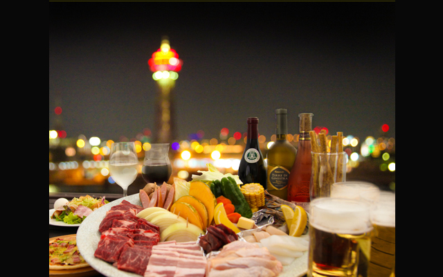 博多湾のサンセットと夜景が楽しめる絶景ビアガーデン「博多港国際ターミナル ハーバービレッジ ビアガーデン&BBQ」開催中