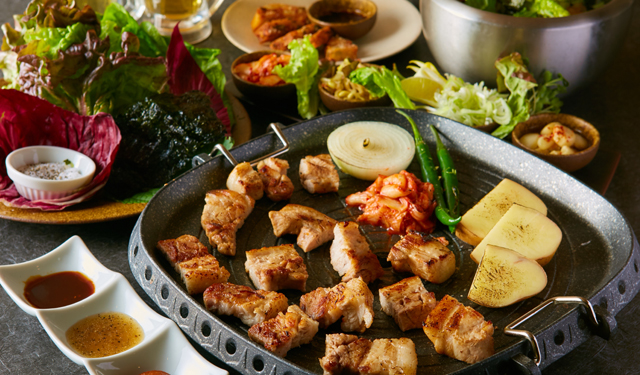 「博多牛臓」が７月限定企画として「サムギョプサルの食べ放題」を『１９８０円』で提供！