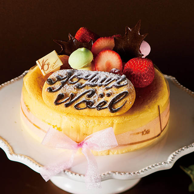 岩田屋三越のクリスマスケーキ。地元福岡のレストランや人気パティシエのケーキが多数登場！