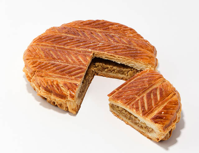 ブール アンジュから“王様のお菓子”を意味するフランス伝統菓子「ガレット・デ・ロワ」発売へ