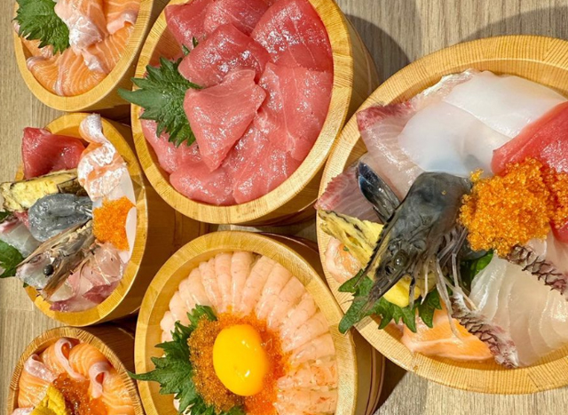 新鮮な魚と糸島産のこだわりのお米を使った海鮮丼「糸島海鮮食堂そらり」早良区にオープン！