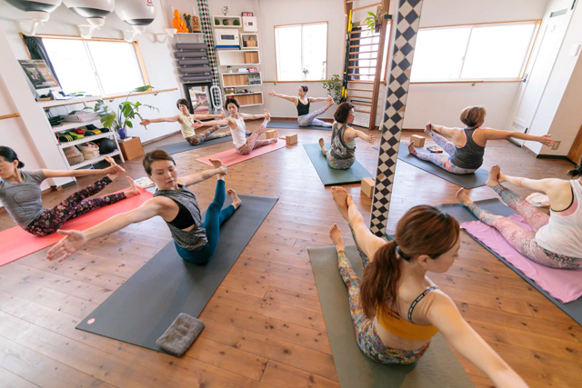 ヨガとコアのスタジオ『i-yoga』夏まで待てない初夏の体験キャンペーン実施中！