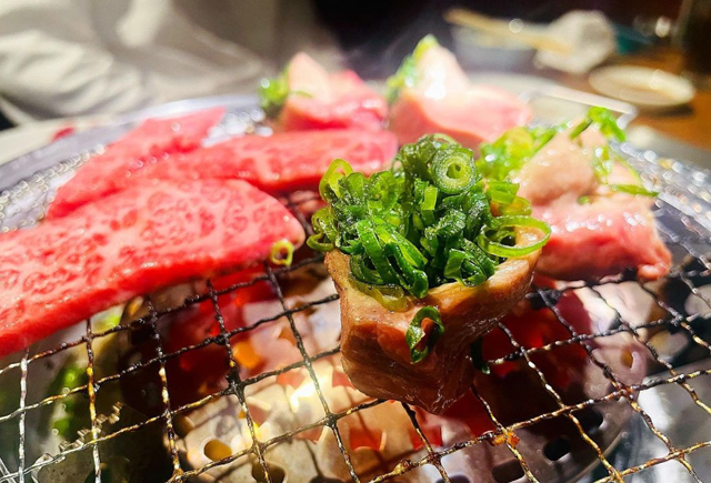 最上級のお肉をリーズナブルに！和牛卸直営「焼肉 タンとハラミまっちゃん」筑紫野にオープン！