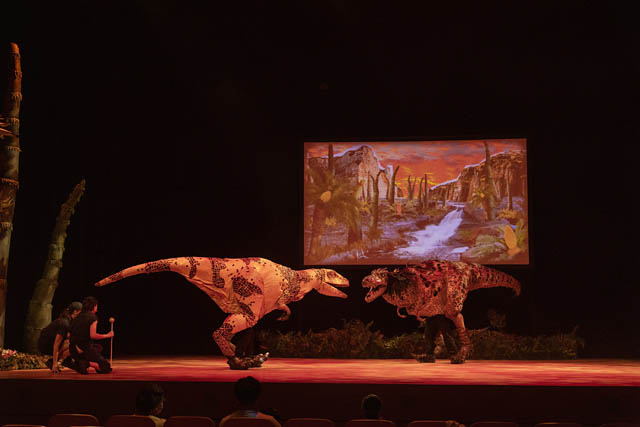 日本では4年間で約30万人を動員、リアル恐竜ショー「恐竜パーク」全国ツアー開幕、九州は福岡と大分