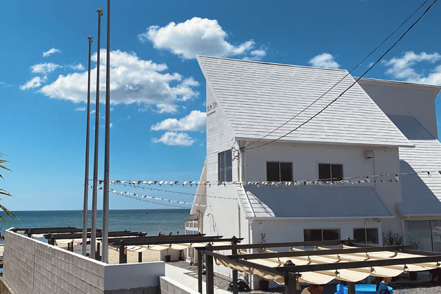 福間海岸の複合型施設SUN EFFECTが店内のレストランとサウナエリアをお披露目