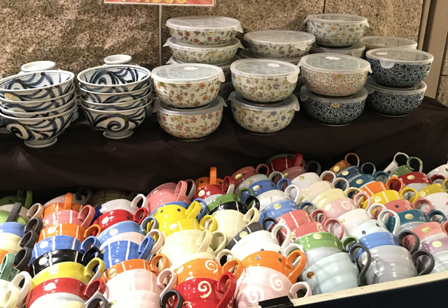 毎日の食卓で使いやすい実用的な陶器、天神で「波佐見 陶器マルシェ」開催！