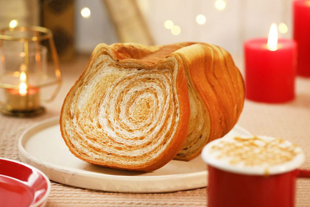 アンティーク「ねこねこ食パン キャラメルマキアート」12月限定で販売開始！