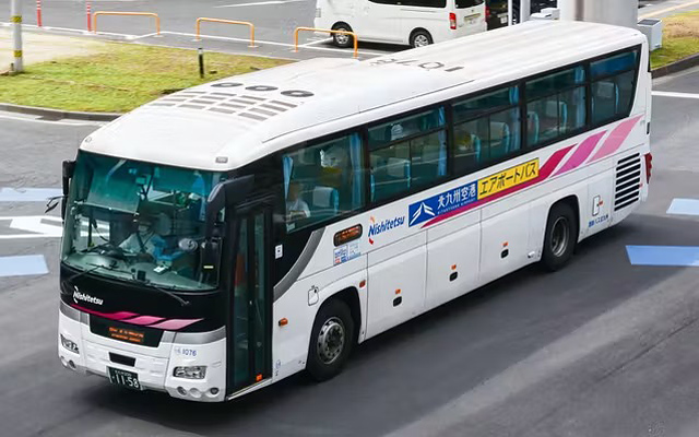 北九州空港エアポートバスでクレジットカード等のタッチ決済による実証実験を開始