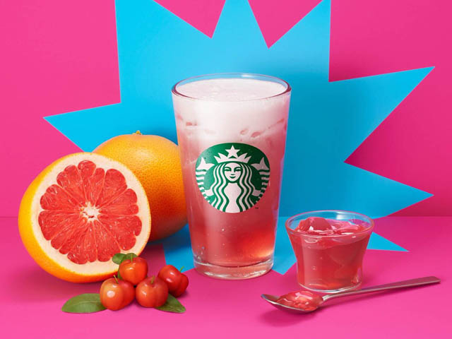 
スターバックスから「キャラメリー ミルクコーヒー フラペチーノ®」と「ピンク フルーツ チアアップ（Pink Fruits Cheer-up）」新発売