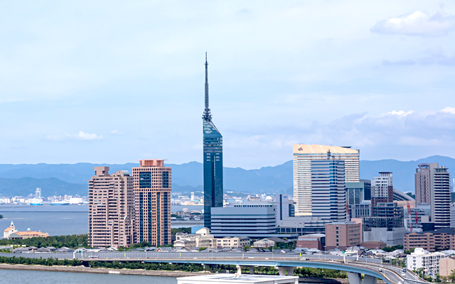 福岡タワーが「チケットカウンタースタッフ」の募集を開始
