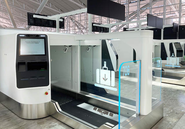 福岡空港 – 国際線における自動手荷物預け機の導入について