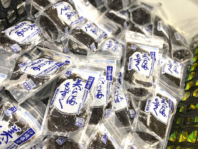 熊本県宇土市 - 長部田海床路とセットの観光スポット、住吉海岸公園内に海藻セレクトショップ「OKAGESAMA MOBA」登場