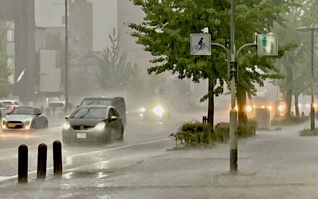 福岡管区気象台 - 落雷と突風に関する九州北部地方（山口県を含む）気象情報