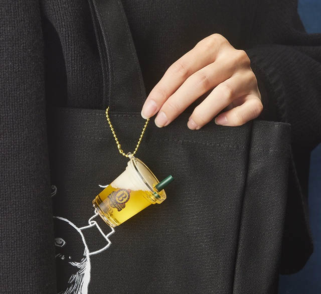 バタービール風味のドリンクがタリーズから登場！「ハリー・ポッター エスプレッソ バタービール シェイク」販売開始