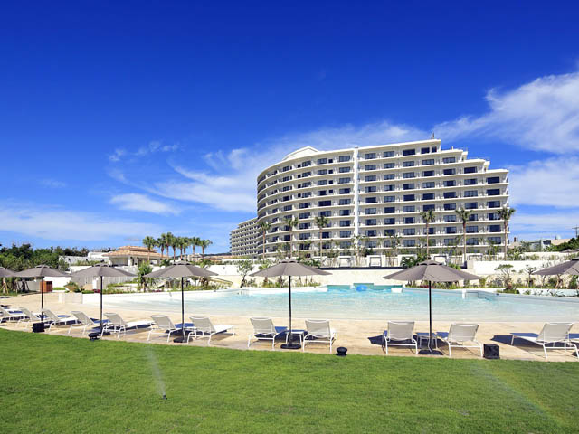 福岡空港発着 スカイマークで行く「スカイステーション 沖縄」販売開始 - 価格は16,800円から