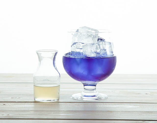 全国のコナズ珈琲 - ハワイを舞台にしたディズニー映画最新作「リロ＆スティッチ」公開を記念したキャンペーン展開