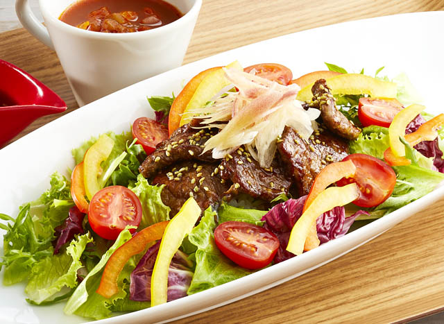 並木街珈琲 博多の森店 - 爽やかでフレッシュな野菜たっぷりメニューと旬のマンゴーをたっぷり使用したパンケーキが登場