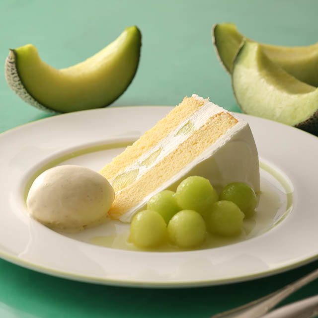 キハチ カフェ福岡三越 - 茨城県産メロン イバラキングの贅沢パフェなど楽しめる「メロンスイーツフェア」開催