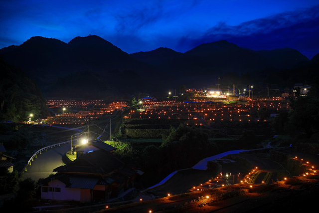 今年で14回目を迎える東峰村 初夏のイベント「竹棚田の火祭り」ステージイベントや出店もあり！