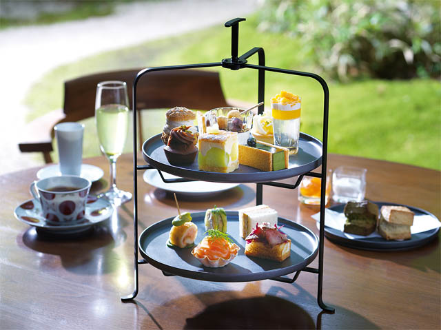 西日本最大級の圧巻の茅葺き、御料理 茅乃舎 リニューアル グランドオープン