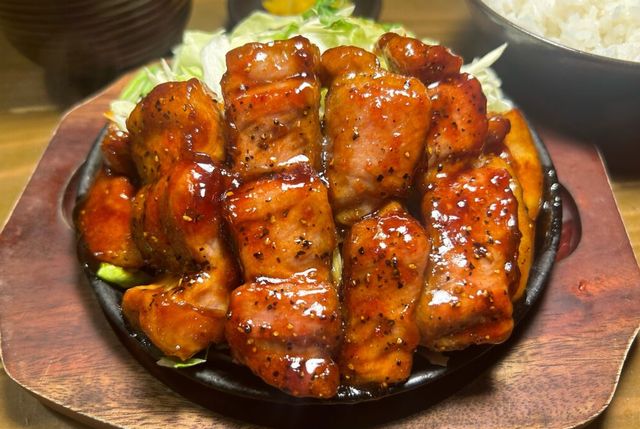 とんテキが自慢のお店「豚屋食堂 トリアス久山店」グランドオープン！