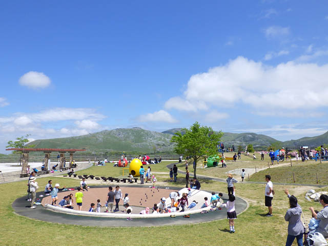 平尾台の魅力を詰め込んだオリジナル学習帳が登場