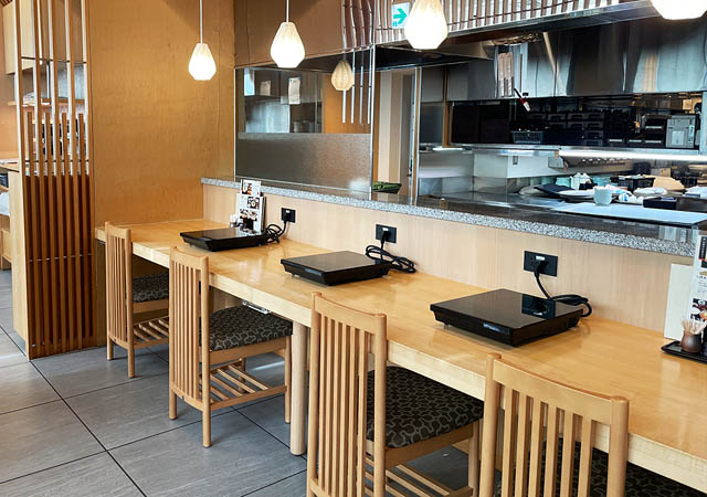 福岡地区11店舗目 - JR博多駅から徒歩3分！水たき専門店「博多華味鳥 KITTE博多店」新規オープンへ