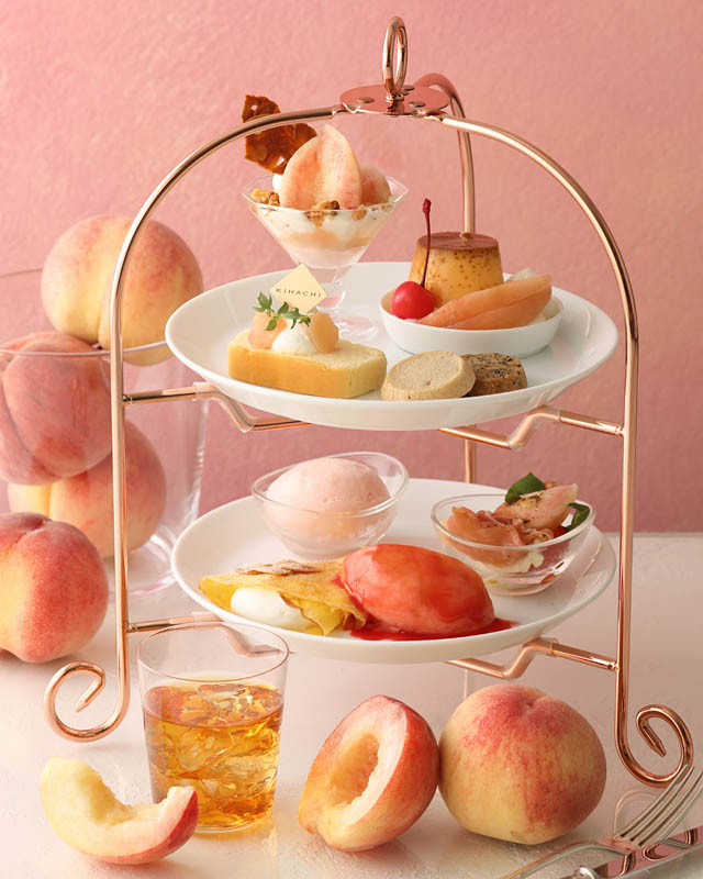 キハチ カフェ - 旬の白桃を堪能する「ピーチスイーツフェア」開催、桃の果肉２倍の店舗限定パフェなど、新作スイーツが登場