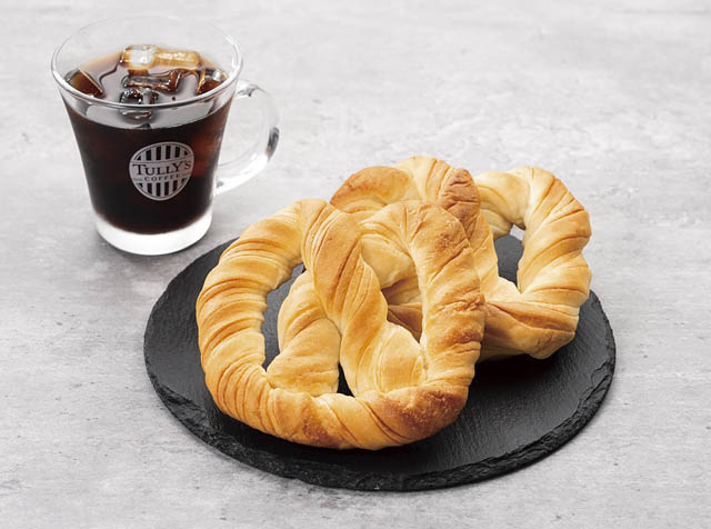 タリーズコーヒー、特別なエスプレッソ体験「バニラアフォガートシェイク」「アフォガートコーヒー」発売へ