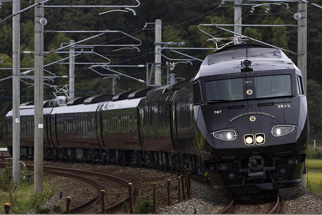 JR九州 - 博多駅発着、36ぷらす3で行く！第38回 関門海峡花火大会観賞ツアー販売開始