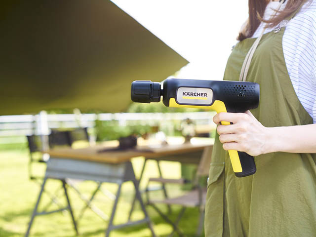 帰るまえに、10秒ケルヒャー クラファン約20分で2,500台が完売した手のひらサイズ「モバイル高圧洗浄機」全国発売へ