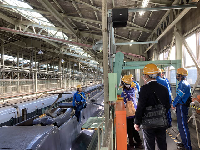 JR西日本 – 那珂川市・春日市へのふるさと納税返礼品として「博多総合車両所見学ツアー」を出品
