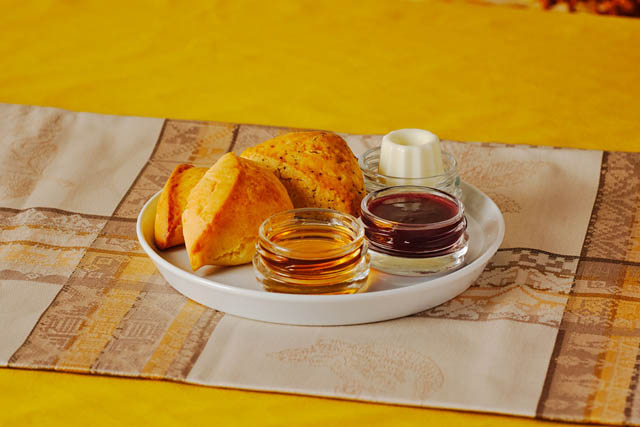 ザ ストリングス 博多 カフェラウンジ タイムネストから「お月見アフタヌーンティー」登場