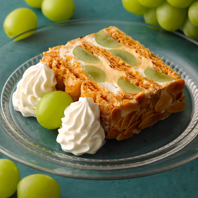 キハチ カフェ - シャインマスカット×巨峰の新作パフェやアフタヌーンティーを楽しむ「秋限定スイーツフェア」開催