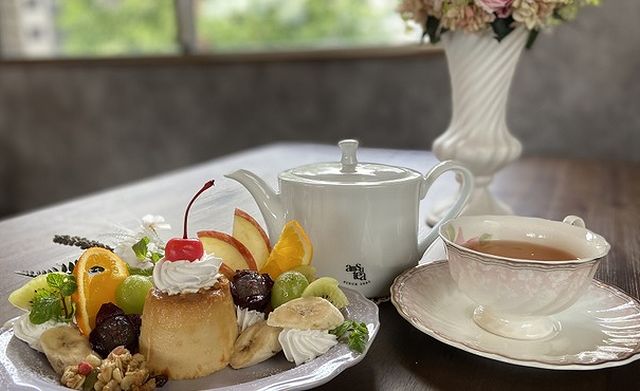 大濠公園駅徒歩4分、お花と紅茶に癒される隠れ家紅茶カフェ「TEA ROOM flower bird」オープン