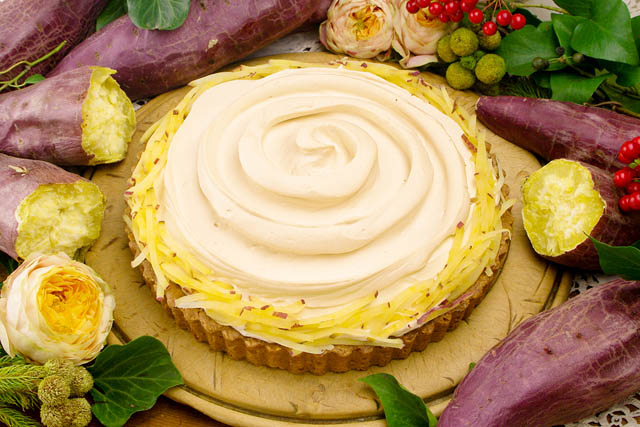 キルフェボン - 実り豊かな秋を彩る、ぶどう・栗・梨のタルトが勢揃い！「秋メニュー」スタート