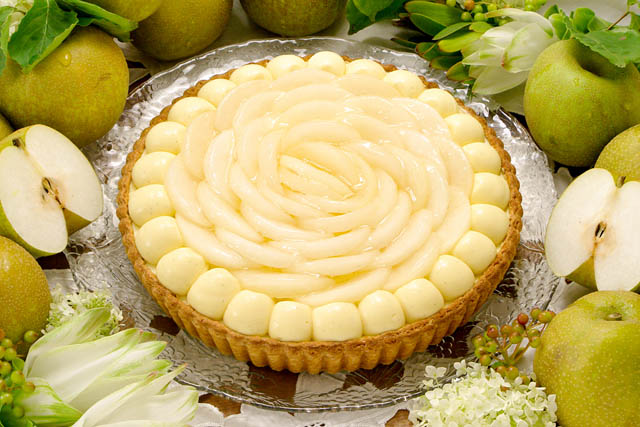 キルフェボン - 実り豊かな秋を彩る、ぶどう・栗・梨のタルトが勢揃い！「秋メニュー」スタート