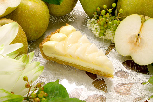 キルフェボン - 実り豊かな秋を彩る、ぶどう・栗・梨のタルトが勢揃い！「秋メニュー」スタート