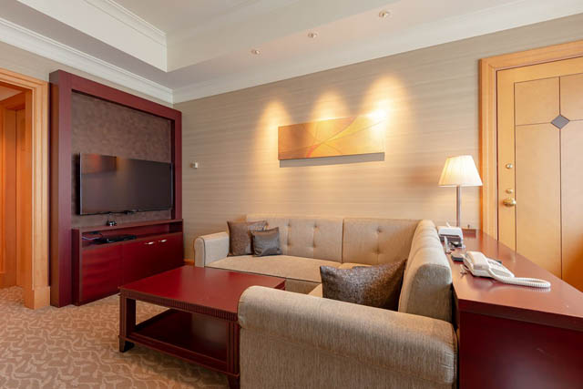 ホテルオークラ福岡 - 上層階客室にKINUJO社製シャワーヘッド、ドライヤー、ストレートアイロンの3種を導入