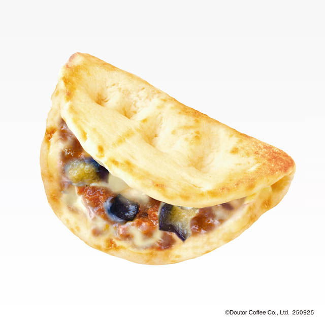 ドトールコーヒー、焼き芋をイメージしたドリンク「焼き芋豆乳オレ」など秋の新メニュー発売へ