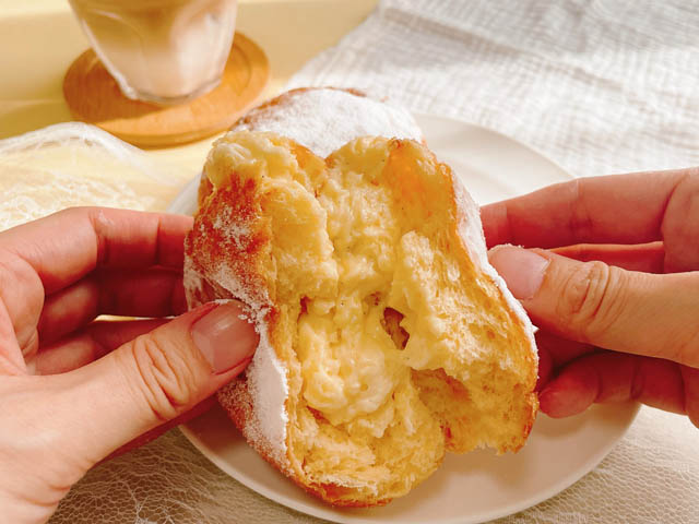 阪急ベーカリー シリーズ累計150万個突破の生ドーナツに「おさつどきっ」フレーバー新登場