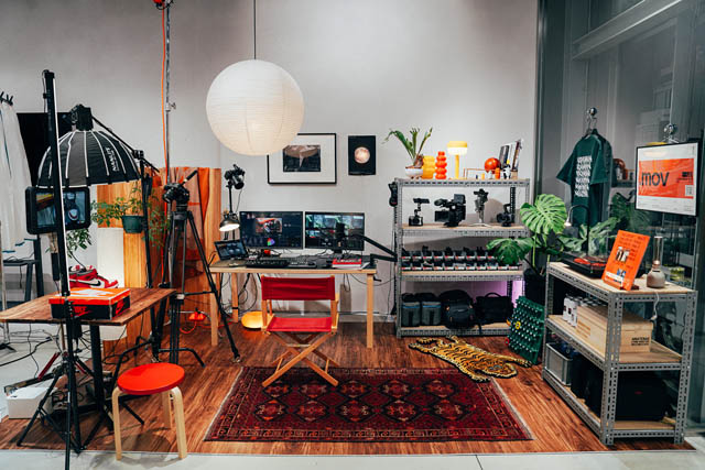 ソニーストア 福岡天神が企画しリーボが監修した動画スタジオ - 店内にオープン