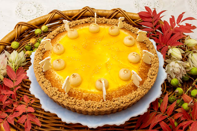 キルフェボン - 秋の風情を映す新作タルト「お月見タルト」登場