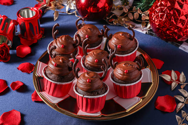 ヒルトン福岡シーホーク - 不思議の国のアリスに着想を得たクリスマススイーツビュッフェ「アリスのクリスマス晩餐会」開催決定