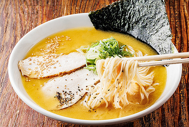 こってり博多鶏白湯ラーメン「ほったて小屋 原店」オープン